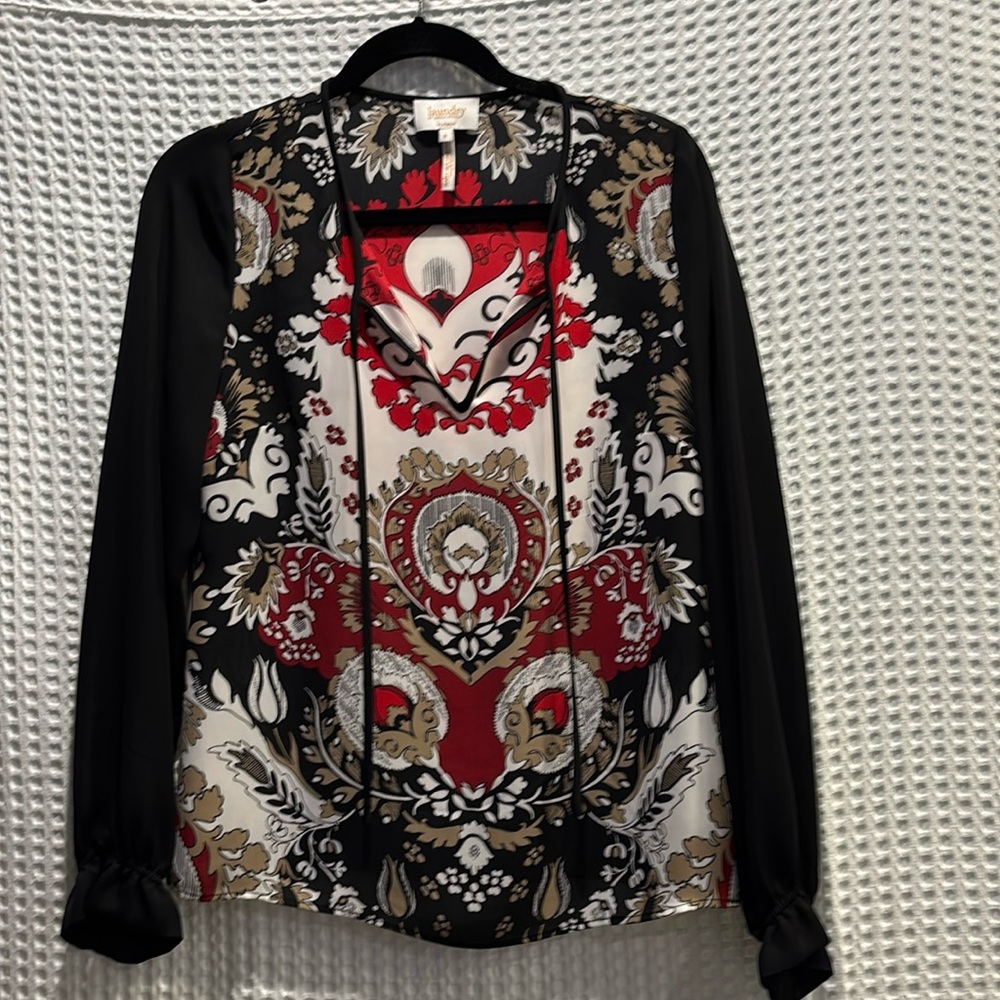 Laundry by Shelli Segal red, black and cream print blouse